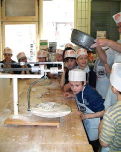 Termine / Veranstaltungen Papst Benedikt XVI. (wenn der Papst in Rom ist). Unter anderem werden Führungen durch das christliche und das antike Rom angeboten.