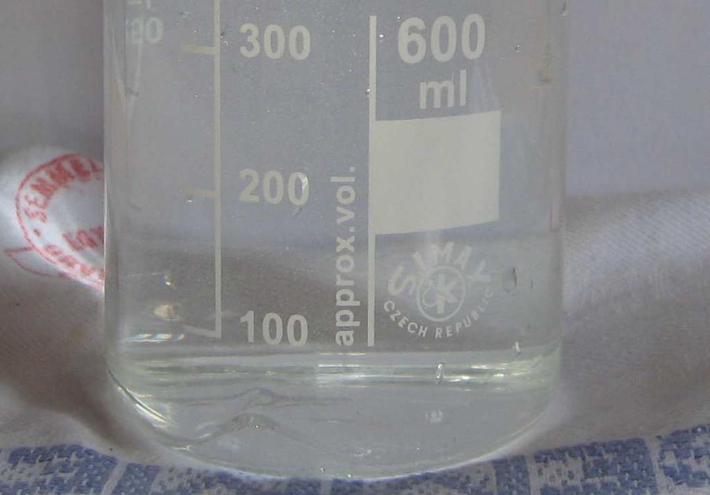 We wanted to investigate if this effect can be measured in the clinical scanner of the MR Research Centre, and if this effect can also arise in a macroscopic phantom. VII.