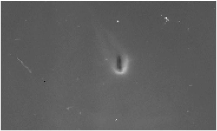 (a) V-szűrő (b) Hα-szűrő (c) SDSS i-szűrő (d) SDSS z-szűrő 15. ábra. A döntött korong képe ACS-terület Szűrő Magnitudó±hiba ( m ) α 2000 ( h m s ) δ 2000 ( ) STRIP2/54 sdss i 19.1188±0.0044 05:35:33.
