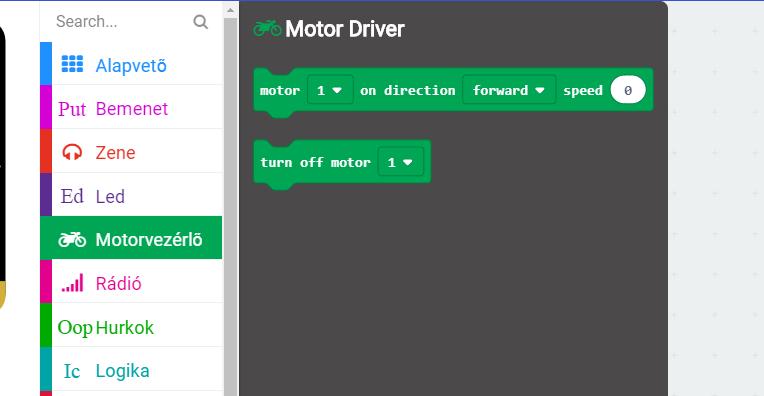 A micro:bit tud kommunikálni egy másik micro:bittel, tehát lehet távirányítani, de bluetoothon keresztül is lehet a motorokat vezérelni.