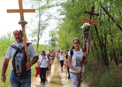Velünk történt Attila téri görögkatolikusokkal Máriapócsi zarándoklat - a legszebb út Ebben az évben szeptember 8-án indultunk parókiánk gyalogos