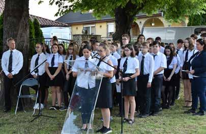 Az eseményen nagy számban jelen voltak azok a diákok, akik idén a Határtalanul program keretében eljutottak határon túli magyarlakta területre.