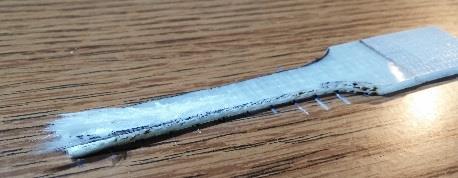 ábra A szakítóvizsgálat jellemző görbéi üvegszálas erősítés esetén A kézi laminálással készült minták esetében a próbatestek