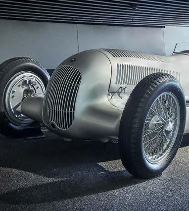 MERCEDES EZÜST NYILAK A Mercedes Ezüst Nyílak az alumínium sikertörténetének kezdetét jelentették az autóiparban.