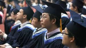 Kevés oktatónak van PhD-ja, ezért az SH programra nagy az érdeklődés 2011: BME