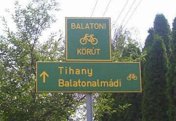 TÁJÉKOZÓDÁS: A Balatoni Bringakörút jól ki van