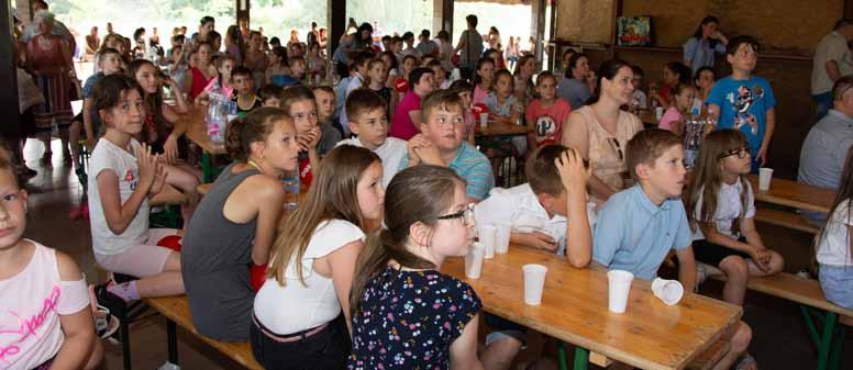 rendezvények, események dabasi Újság RekoRd kitűnőkből Idén június 15-én nem csak a hőség döntött rekordot, hanem a dabason tanuló kitűnő