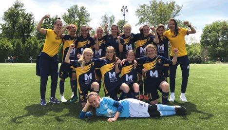 BAJNOKAINK NŐI FUTBALL A JÖVŐ REMÉNYSÉGEI U14-es korosztályos leánycsapatunk 5 2-re nyert Szombathelyen, s ezzel egy körrel a bajnokság vége előtt már biztosan aranyérmes.