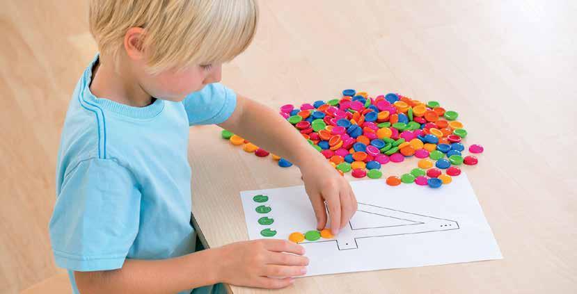 VÁLOGATÓ-SZÁMOLÓ KAVICSOK 6 SZÍNBEN A gyermekek el lesznek bűvölve a kellemes tapintású, élénk színű kavicsoktól, melyek nagyszerű segédeszközei a különböző matematikai