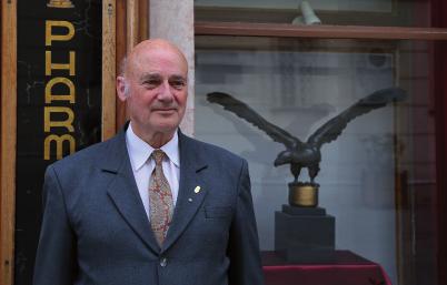 Rólunk ségéért 2016-ban elnyerte a Magyar Gyógyszerészi Kamara Pro Homine Nobile Pharmaciae díját. A dr.