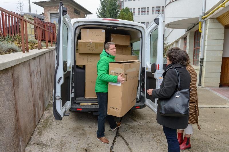 Az elmúlt négy évben 1330 gyermekkel és 460 szülővel foglalkoztak, Illyefalván pedig konduktorsegítő szakirányú képzést is tartanak.