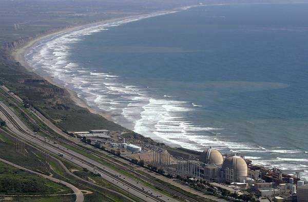 GF-csere a San Onofre atomerőműben (USA) 2012. január: 2. blokk leállítás karbantartásra (egy kampány a GF csere óta) Az egyik GF-ben 2 csövön kopás a távtartó miatt.