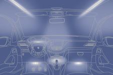 Tájékozódás Belső hangulatvilágítás Az utastéri világítás szűrt fényei gyenge külső megvilágítás esetén megkönnyítik a gépjárműben való