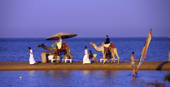 EGYIPTOM / EL GOUNA EL GOUNA El Gouna városa kb. 35 km-re északra fekszik Hurghadától a Vörös-tenger partján.