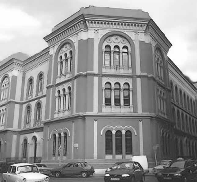 Az összesen 212 millió forintos beruházás során a Síp utcai épület pinceszintjén található kazánházban kondenzációs ikerkazán került beépítésre, amely a székházat, a Wesselényi utcai épületet, a