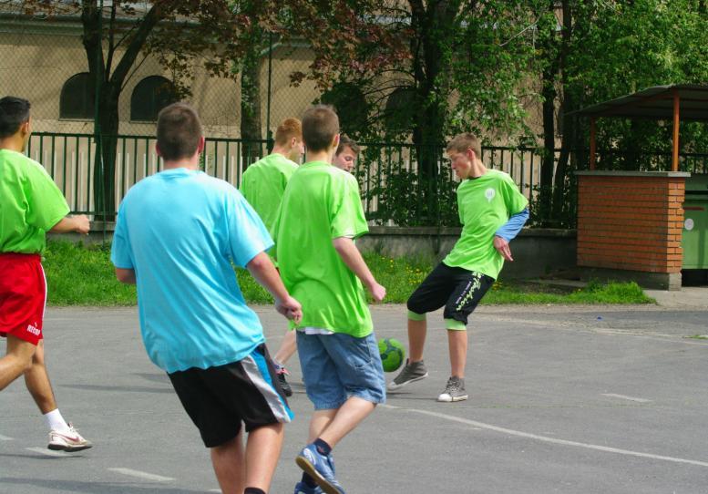 IRÁNY A FELSŐOKTATÁS - A PETŐFI