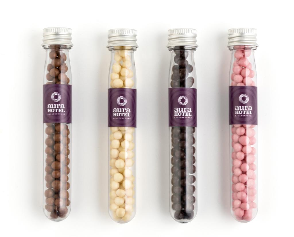 CHOCOLATE PEARLS CSOKOLÁDÉ GYÖNGYÖK Roppanós csokoládé gyöngyök Belga