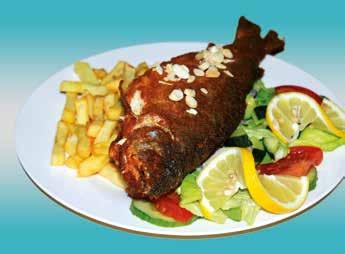 Entenkeule mit gedünstetem Kraut und Kartoffelpüree Kachní stehno