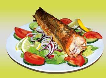 690 HUF 10 EUR Gebratener Seehecht mit Salat Smažené štikozubce