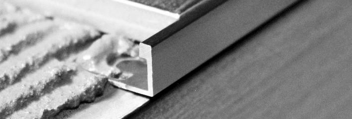 Szögletes lépcső profil 10 mm/,7 m AST10S - Ezüst eloxált alumínium 3 490 630x16 mm: 90x16 mm: 150x16 mm: 73 990 139 990 39 990 Nivello Quattro 5