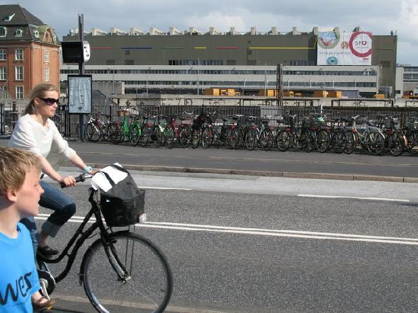 7. Nemzetközi és hazai példák 7.1.