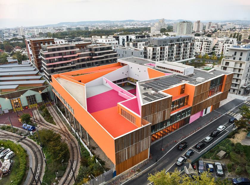 SZÍNEK - DINAMIZMUS Simone Veil Group of Schools in
