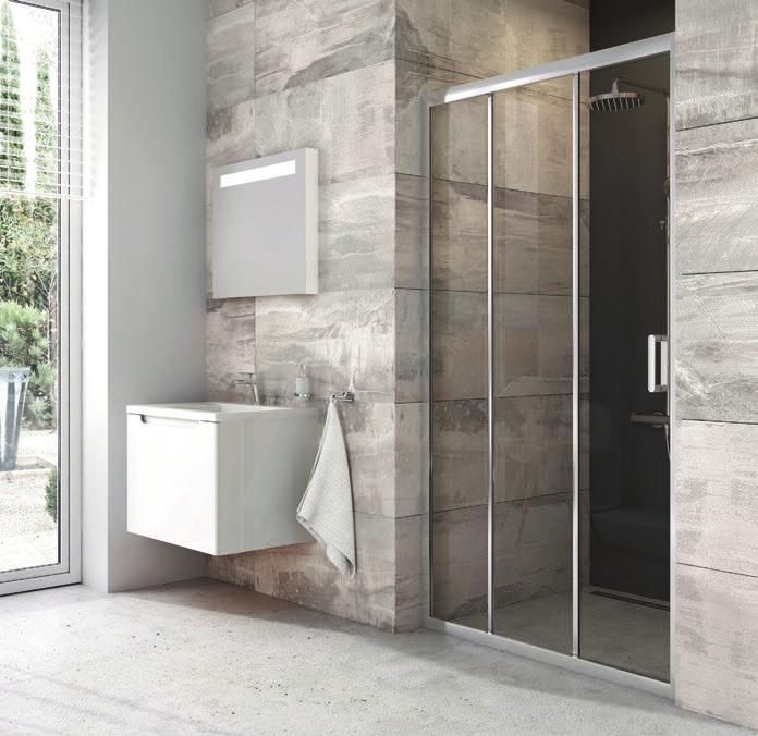 Zuhanyajtók BLDP3 - háromrészes, elcsúsztatható zuhanyajtó A 90-es típusnál is kényelmes, széles belépővel, valamint praktikus tolóajtó rendszerrel, ami nem foglal helyet a fürdőszobában.