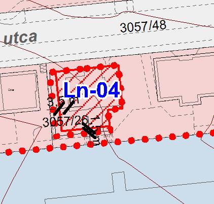 Az építési hely bővítését is kérte a tulajdonos, igénye szerint az építési hely határa keleti irányból 3,5 méterre lesz a meglévő épülettől, déli irányban 1,5 méterre lesz a telekhatártól.