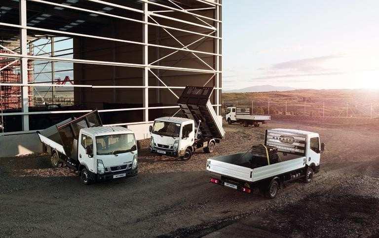 NISSAN NT400 ÁRAK FELSZERELTSÉG TECHNIKAI ADATOK A KÉSZLET EREJÉIG Már nettó 6 3 000 Forinttól Kishaszongépjárművekre 5 év vagy 160 000 km (amelyik előbb bekövetkezik) gyártói garancia vonatkozik (az