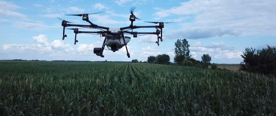Légi növényvédelem és növénytáplálás drónokkal - Tények és tervek -