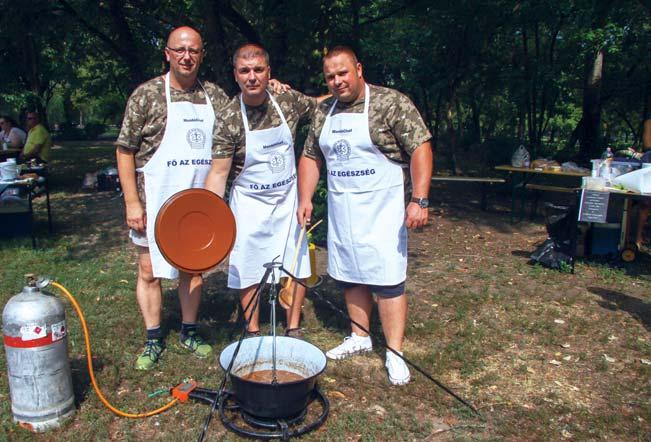 A Nagy Városligeti Mentőnap hivatalos megnyitója 10 órakor Dr. Rétvári Bence miniszterhelyettes és Dr.