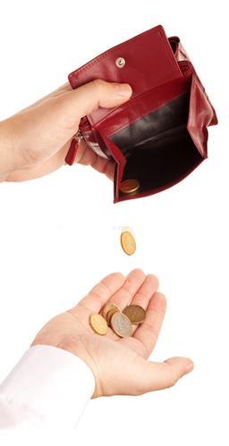 31 F Ő V Á R O S I V Í Z M Ű V E K LCC esetén önállóan értékelésre kerülő ajánlati elem kérdése-fedezet - Nincs Kbt. törvényi fedezet fogalmunk - FEDEZET = AMIT ÉRTÉKELEK -Kbt. 68. (6) c.