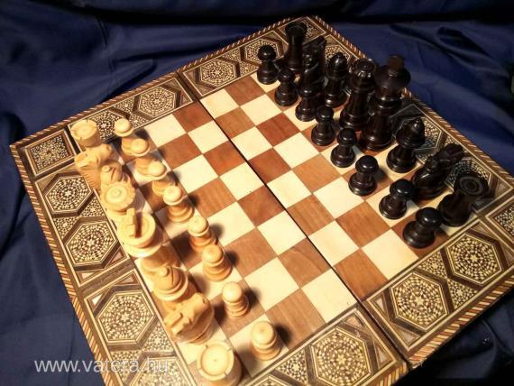 F. Miből készült és kié lehetett ez a sakk készlet? Kitől kapta? G.