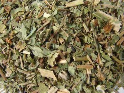 Fagopyri herba pohánka virágos hajtása Drog: a növény herbáját gyűjtik virágzáskor, és gyorsan (100-135C -on) szárítják Hatóanyagai: Rutin 5% Fagopirin (naftodiantronszármazék fényézékenység)
