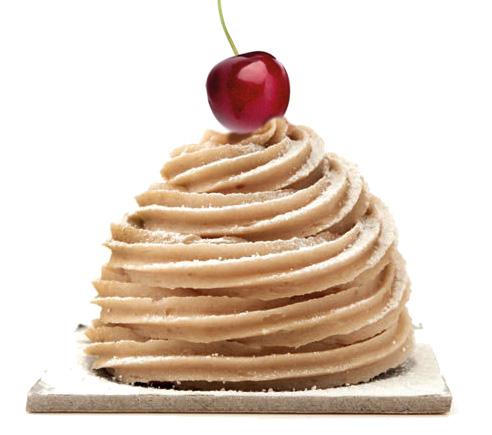 Uniferm Royal Cake 30 piskóta alaprecept Uniferm Royal Cake 30 piskótakeverék 35 g Liszt 40 g Eurovo vegyes tojáslé 65 g Napraforgó olaj 58 g Kristálycukor 40 g Víz 12 g Mennyiség összesen: 250 g e: