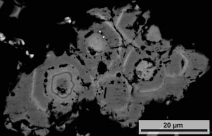 Kutatási téma Fluid-kőzet kölcsönhatás vizsgálata a Lahóca Cu-Au ércesedésben kölcsönhatás során létrejött új ásványegyüttesek vizsgálata