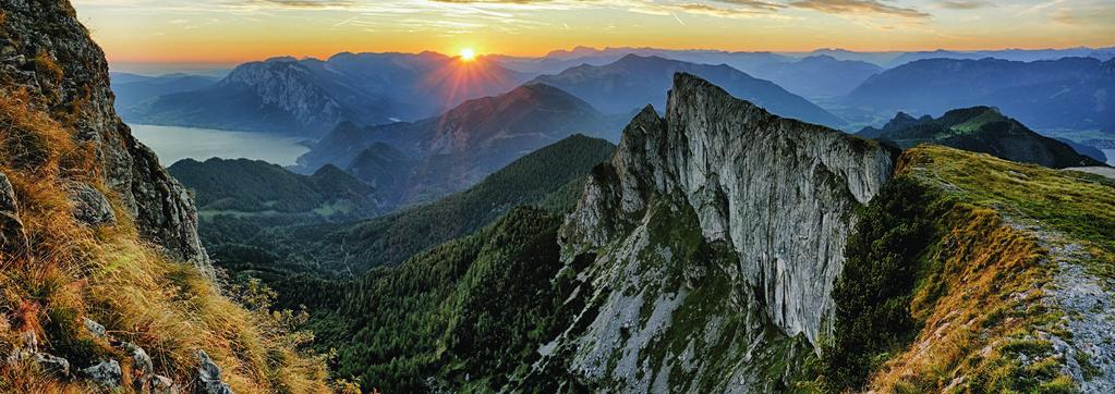 LENYŰGÖZŐ LÁTVÁNY ÉS FELEJTHETETLEN ÉLMÉNYEK PÁRATLAN SZÉPSÉGŰ TÁJON Salzkammergut térségben a WolfgangseeSchifffahrt hajótársaság, és a történelmi SchafbergBahn vasúttársaság