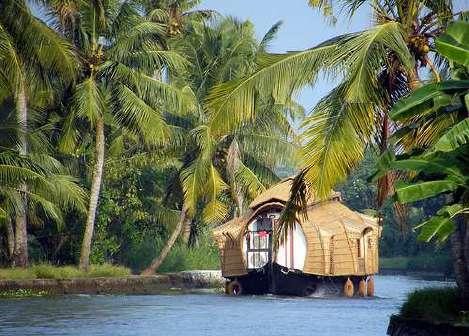 Kerala lagúnáin.
