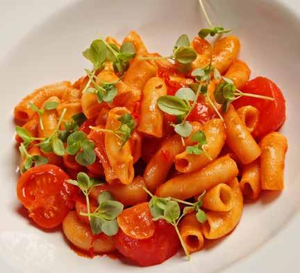 Allergén jelölés: 1, 3, 7 EURO 19 HUF 5700 RIGATONI ARRABIATA