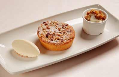 SWEET DELIGHTS DESSZERTEK APPLE PIE WITH VANILLA MOUSSE