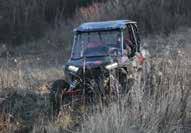 Ami biztos, hogy off road terepen, itt a Gerecse szívében bőven fognak ugratni, rázkódni, borulni, de ha a buggy-n múlik, a legbiztonságosabb módon gördít majd el maga elől mindenféle akadályt.