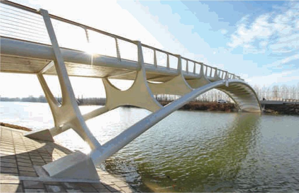 Fully Welded Integral Tube-Truss Bridge
