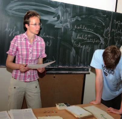 Az öszszességében jó minősítés ellenére a kis számban előforduló, de alacsony színvonalú továbbképzéseknek is figyelmet kell szentelni.