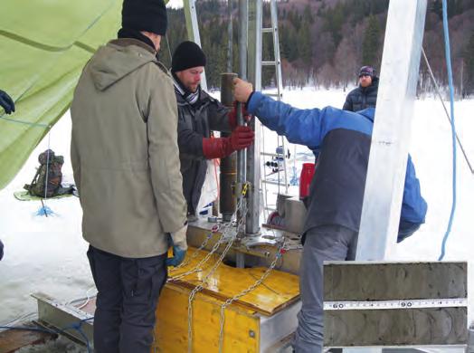 Az eljegesedés maximumakor globális szinten 5-6 Celsius-fokot csökkent a hőmérséklet, ami itt a Kárpát-medencében a téli középhőmérséklet további csökkenésében, és ezáltal az éves középhőmérséklet 3