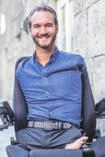 NICK VUJICIC Nem is lehetne boldogabb Nick Vujicic.