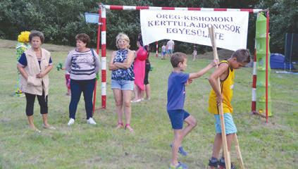 Ez egy hétfőtől péntekig tartó bentlakásos tábor. Az első napon a gyerekek kaptak formaruhát és gumikarabélyt. Az elöljárók jelölték ki nekik, kivel dolgoznak együtt a tábor ideje alatt.