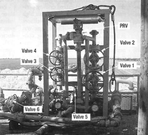 ábra: Négyfázisú szeparátor A membrános nitrogénfejlesztő egység (Nitrogen Production Tool = NPT) biztosítja a légnemű öblítéses fúrásnál a szükséges N 2 gázt. (16.