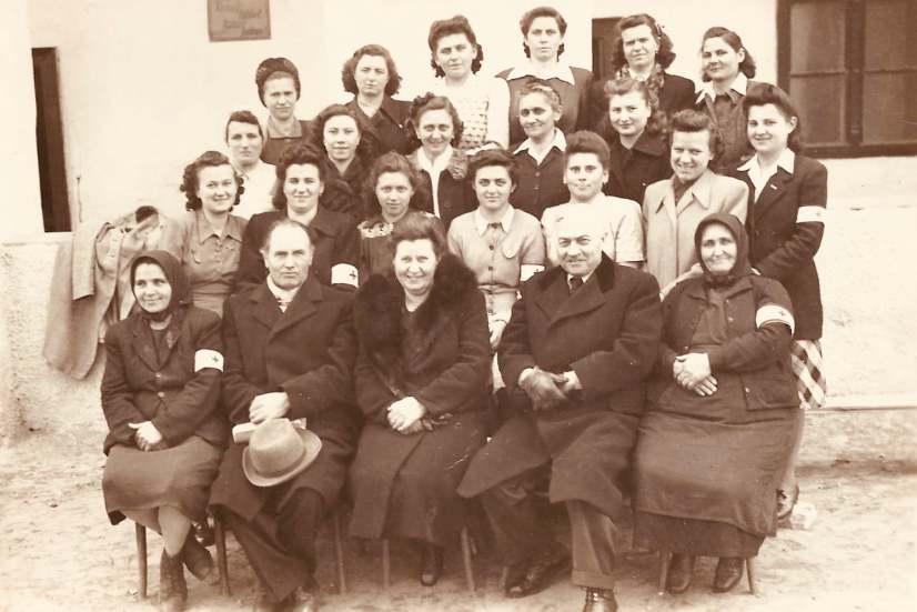 MÚLTIDÉZŐ Öt év óta számos téma szerepelt a Múltidézőben. Most az egészségügy területét érintjük a XX. század második felétől. Az 1920-as években Pátyra költözött és köztiszteletben álló Dr. Kuthy L.