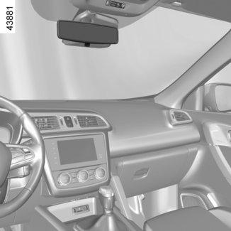 Visszapillantó tükör kar nélkül 4 Éjszaka automatikusan elsötétedik, ha járműve mögött egy kivilágított autó halad.