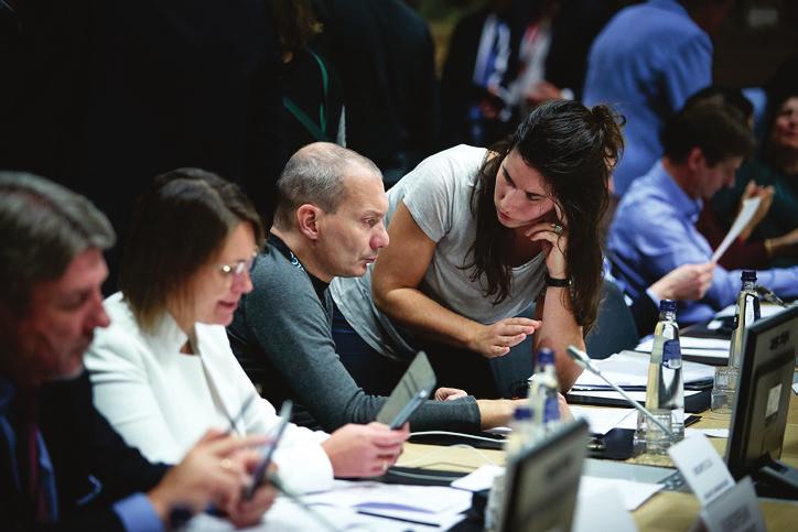 BRÜSSZEL & BUDAPEST Magyarország ezért számos, rövidtávon segítséget jelentő javaslatot terjesztett elő az uniós közösségben: Meg kell emelni a méhészeti programok költségkeretét.